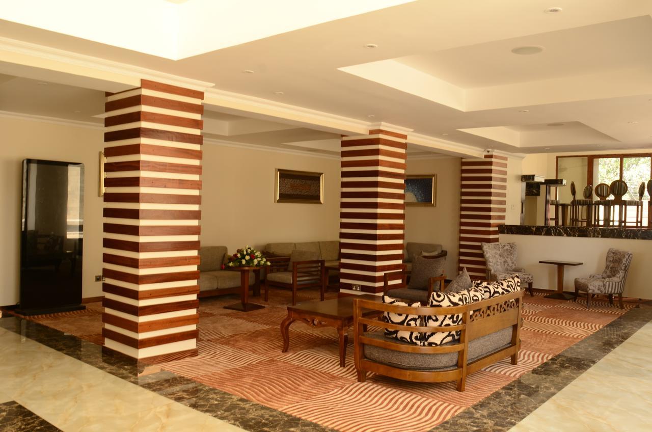 The White Rhino Hotel Nyeri Dış mekan fotoğraf